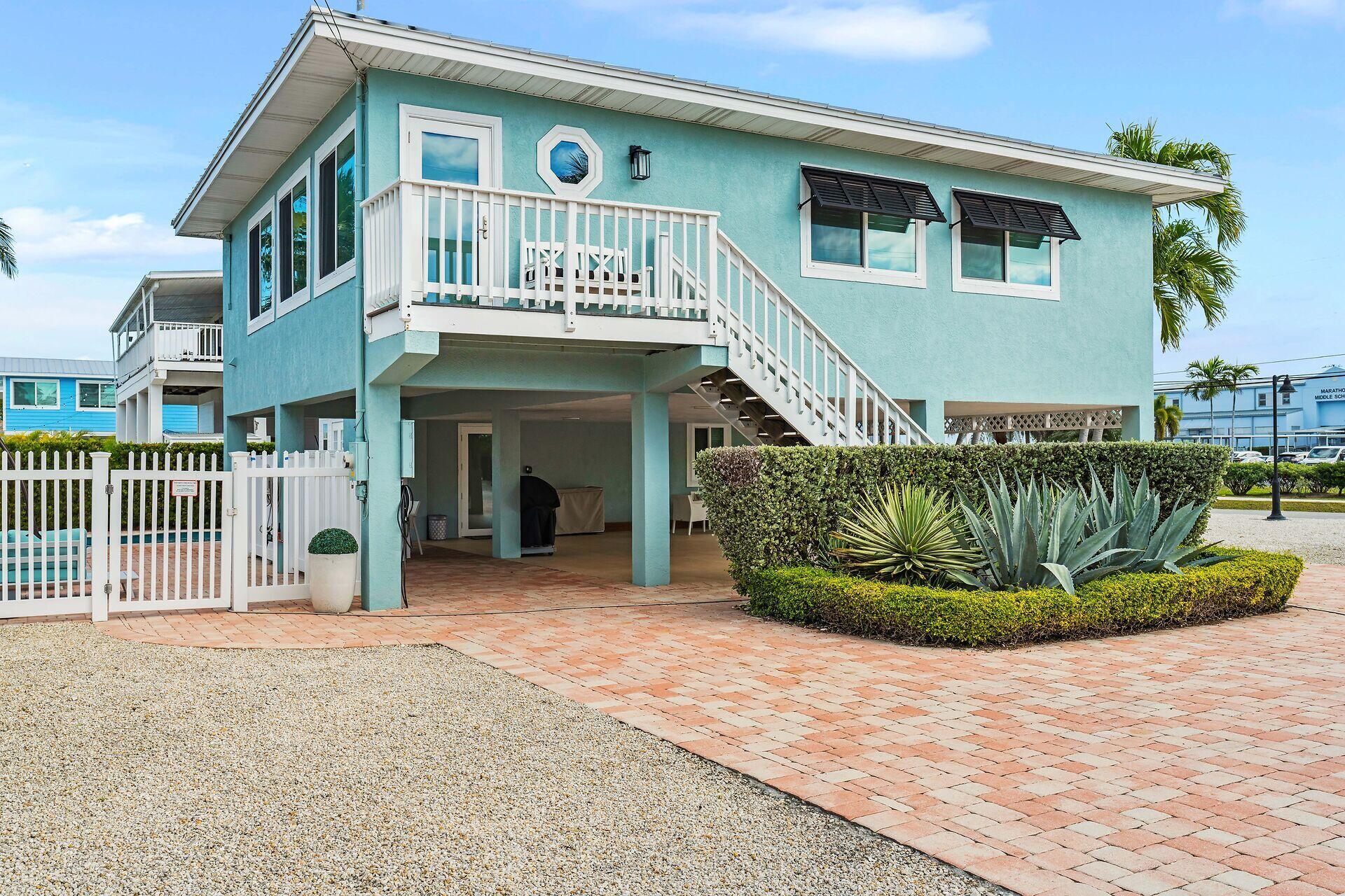 341 Sombrero Beach Road Marathon, FL 33050 - Photo 2 of 47 tour-359137-44
