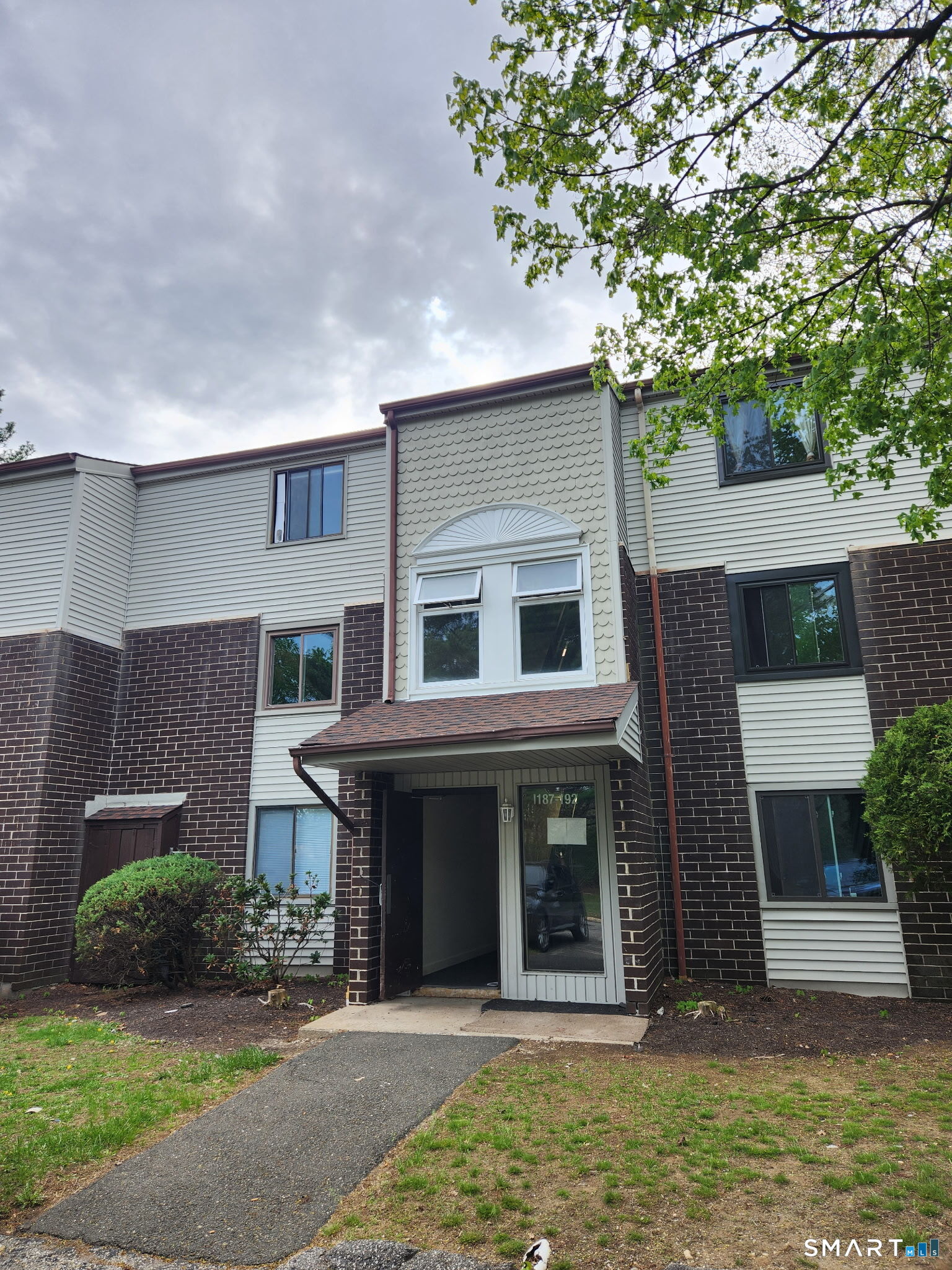 7 Padanaram Road, Unit J247 Danbury, CT 06811 - Photo 1 of 1