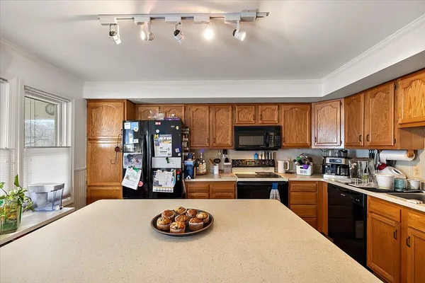 $325,000 | 22153 Park Street, Dearborn, MI 48124