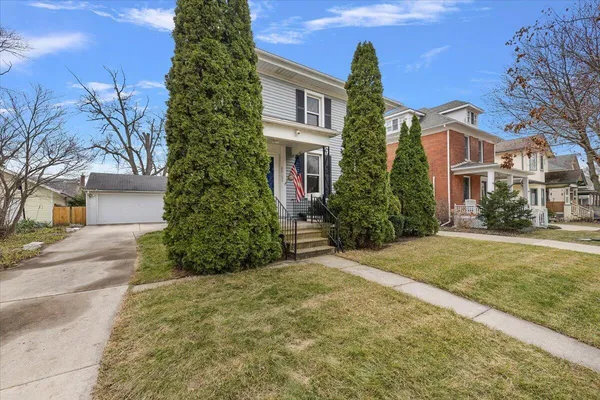 $325,000 | 22153 Park Street, Dearborn, MI 48124