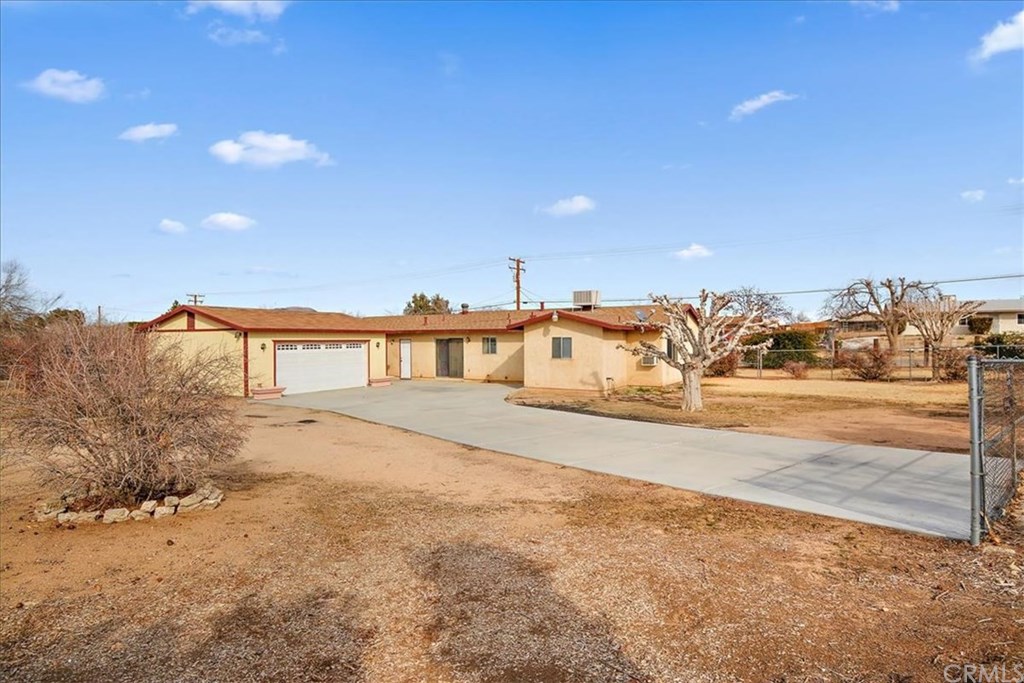 15802 Condor Road Victorville, CA 92394 - Photo 1 of 1