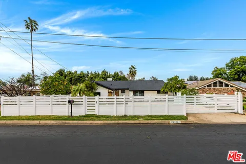 a picture of floor plan