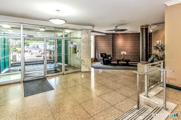 $2,550 | 91 Strawberry Hill Avenue, Unit 1133, Stamford, CT 06902