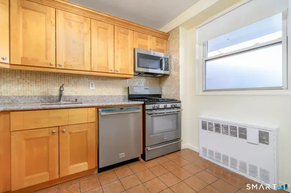 $2,550 | 91 Strawberry Hill Avenue, Unit 1133, Stamford, CT 06902