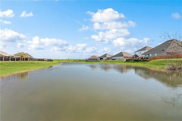$2,400 | 760 Lakeshore Village Drive, Slidell, LA 70461