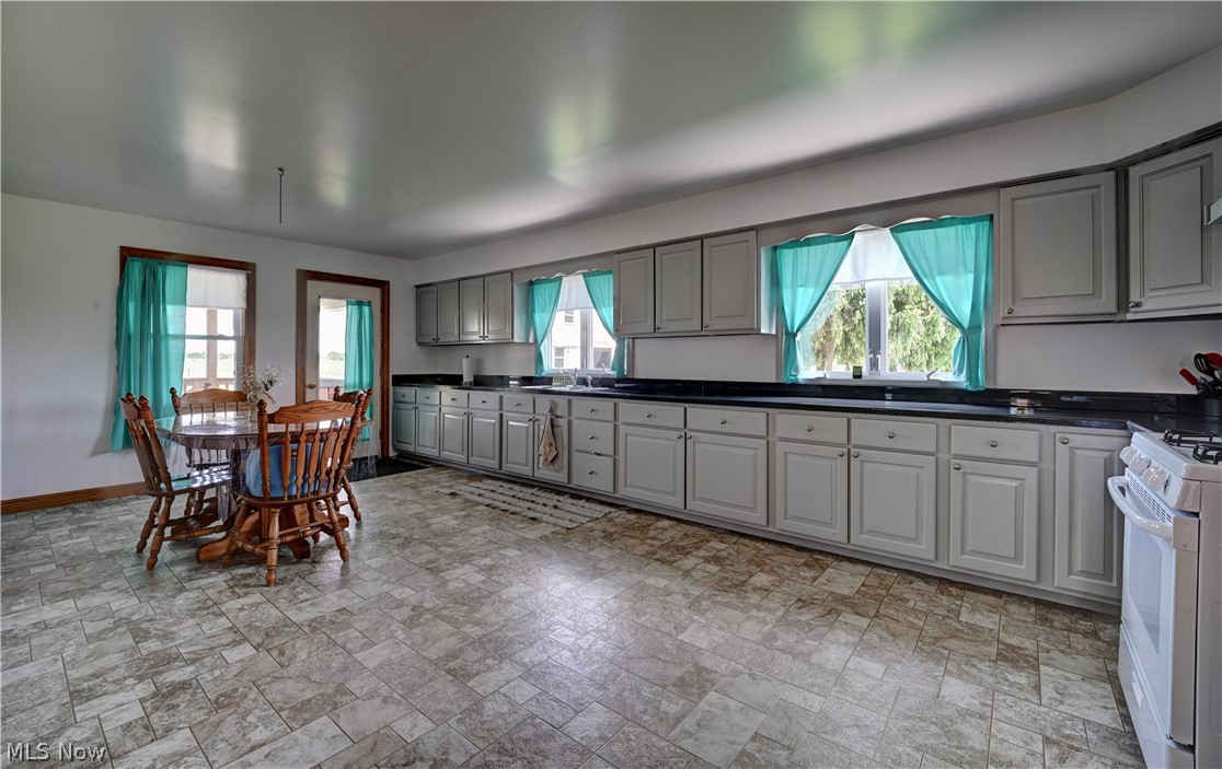 17031 Tavern Road Middlefield, OH 44062 - Photo 22 of 26