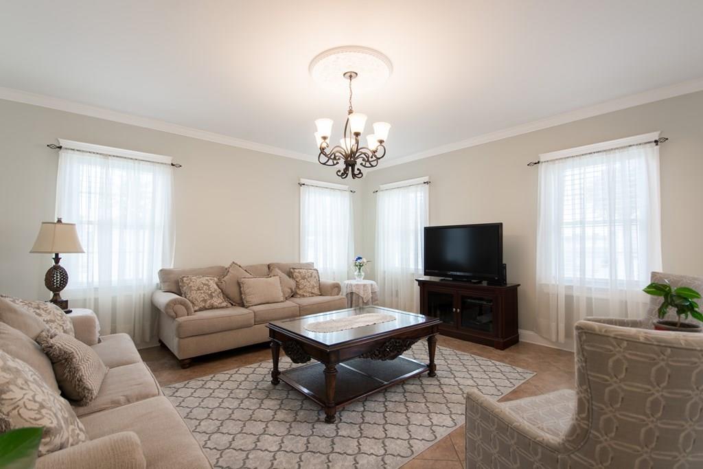 658 Cambridge Street Fall River, MA 02721 - Photo 5 of 42 Gallery Image 5