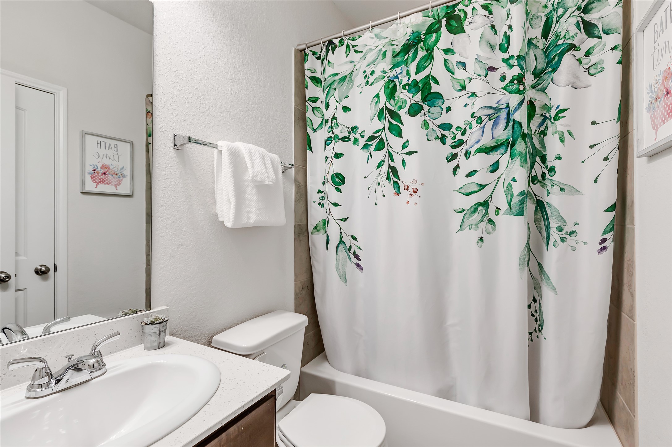 28511 Riverside Crest Lane Houston, TX 77336 - Photo 24 of 41 a bathroom with a sink toilet and shower