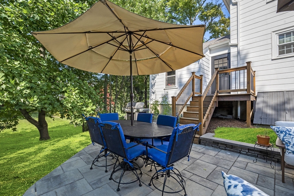 214 High Street Reading, MA 01867 - Photo 29 of 39