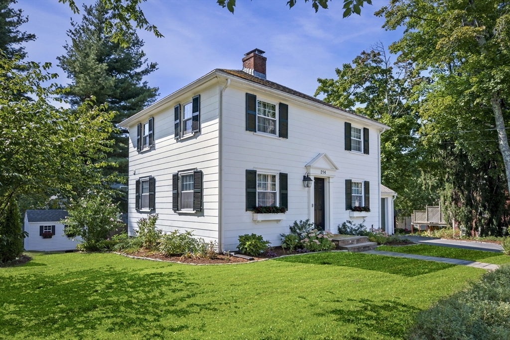 214 High Street Reading, MA 01867 - Photo 3 of 39