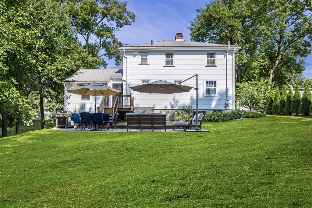 214 High Street Reading, MA 01867 - Photo 34 of 39