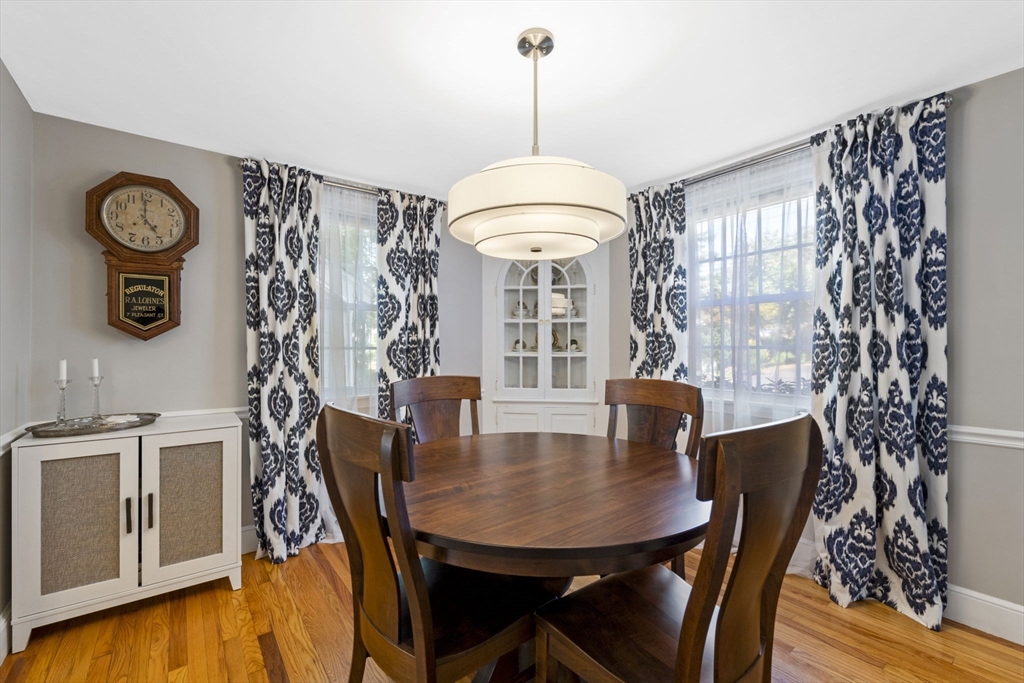 214 High Street Reading, MA 01867 - Photo 10 of 39