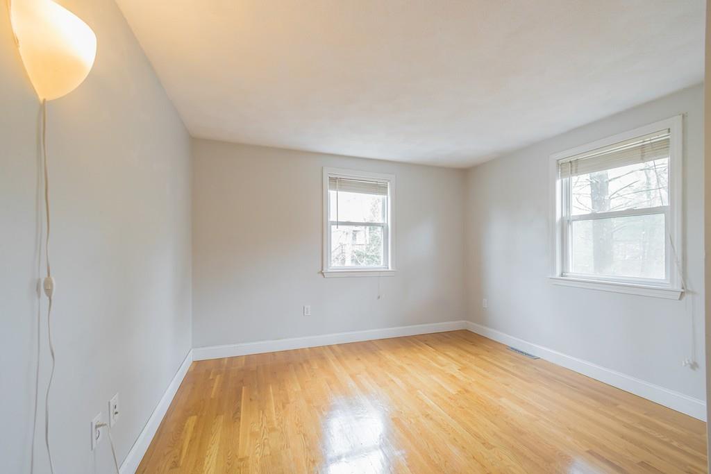 33 Outlook Road Billerica, MA 01862 - Photo 27 of 38 Gallery Image 27