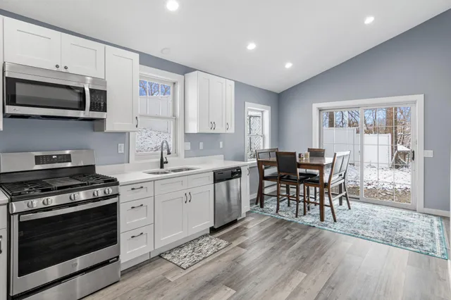 $375,000 | 2156 Sandy Lane, Mound, MN 55364