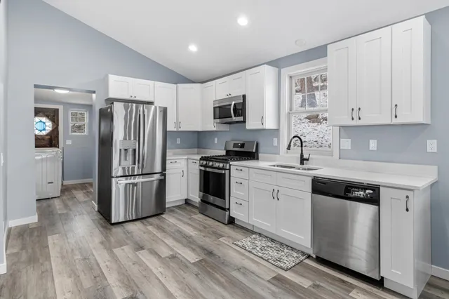 $375,000 | 2156 Sandy Lane, Mound, MN 55364