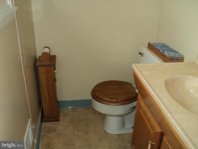 173 Magothy Beach Road Pasadena, MD 21122 - Photo 10 of 22 Half Bath in Master Bedroom