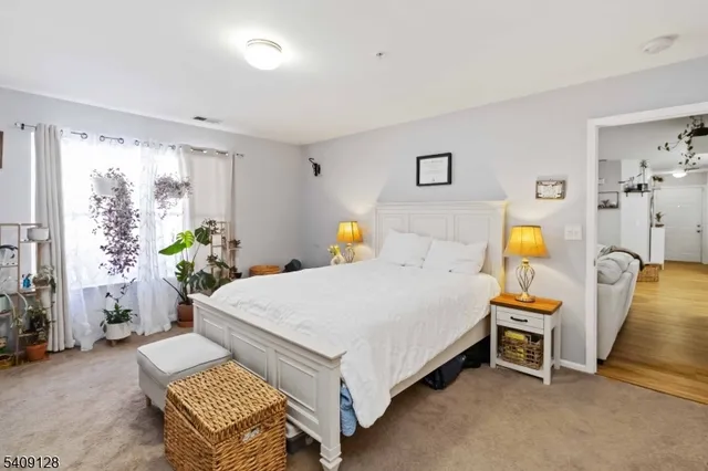 $399,000 | 1625 King Court, Green Brook, NJ 08812