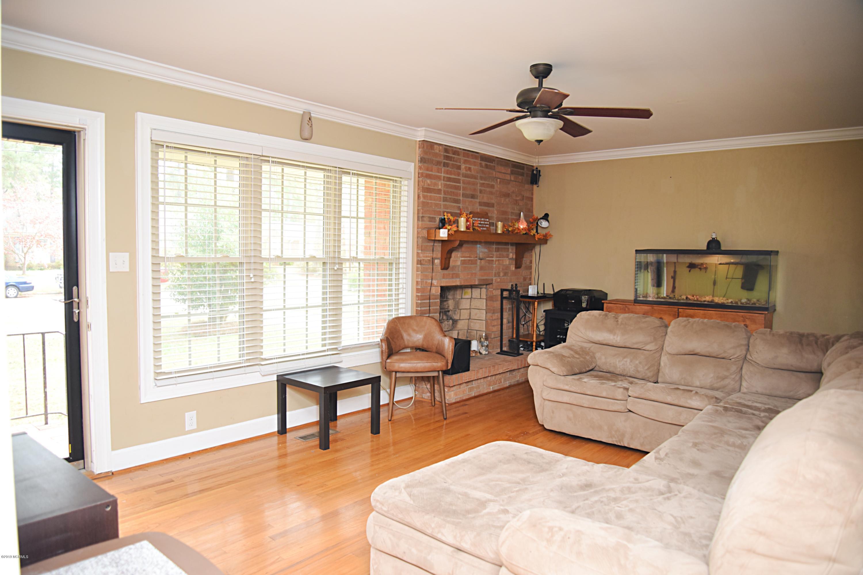 1011 Ensworth Road Northwest Wilson, NC 27896 - Photo 4 of 39 24