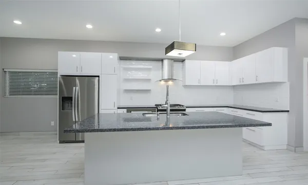 $2,200 | 309 East 43rd Street, Unit A, Houston, TX 77022
