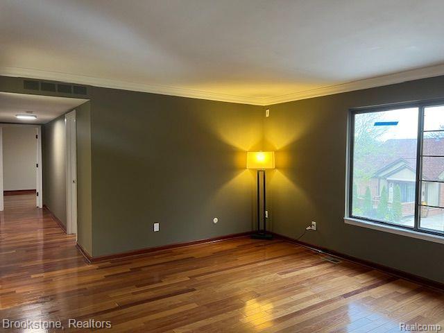 376 Meadow Bridge Drive Rochester Hills, MI 48307 - Photo 10 of 38