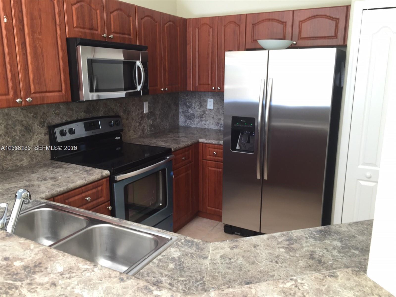 14962 Southwest 23 Way, Unit 14962 Miami, FL 33185 - Photo 4 of 16