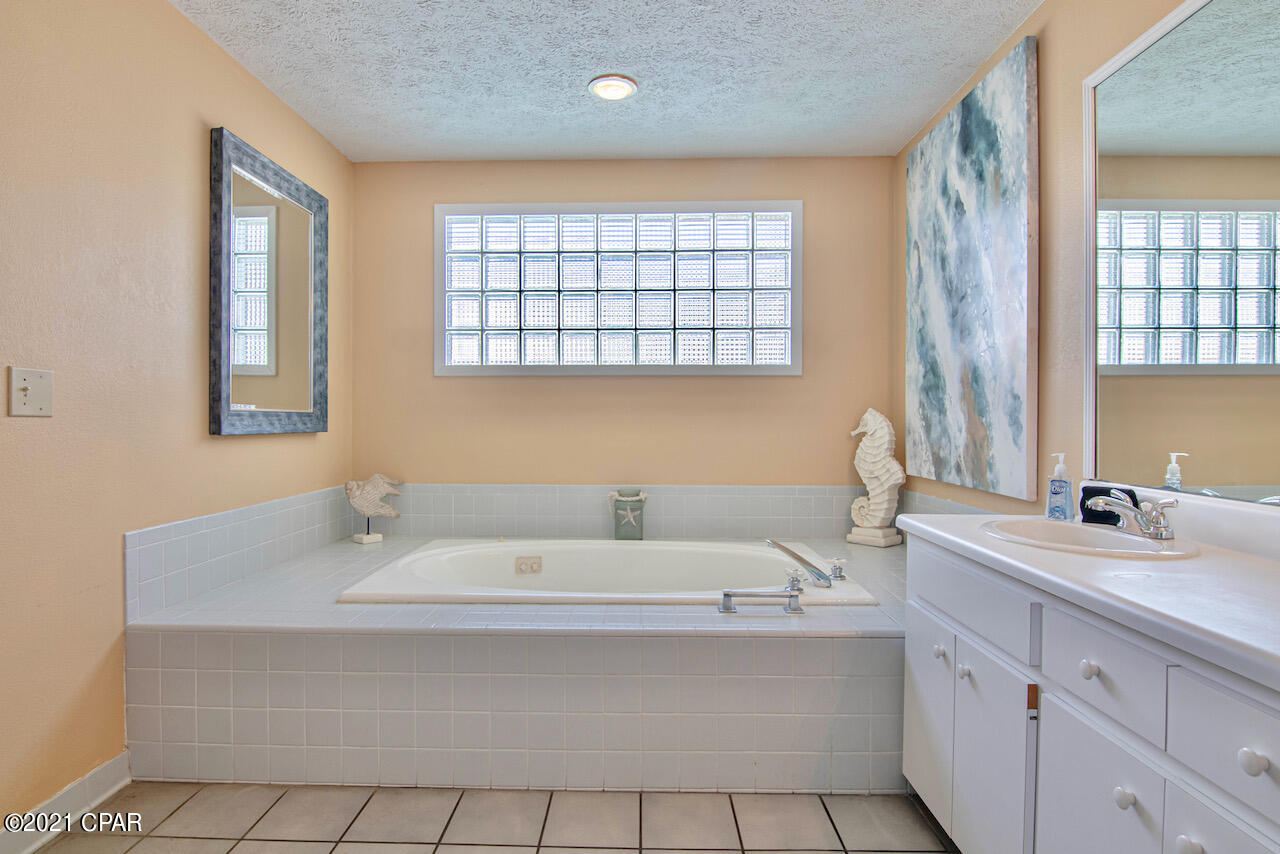 21924 Front Beach Road Panama City Beach, FL 32413 - Photo 16 of 66