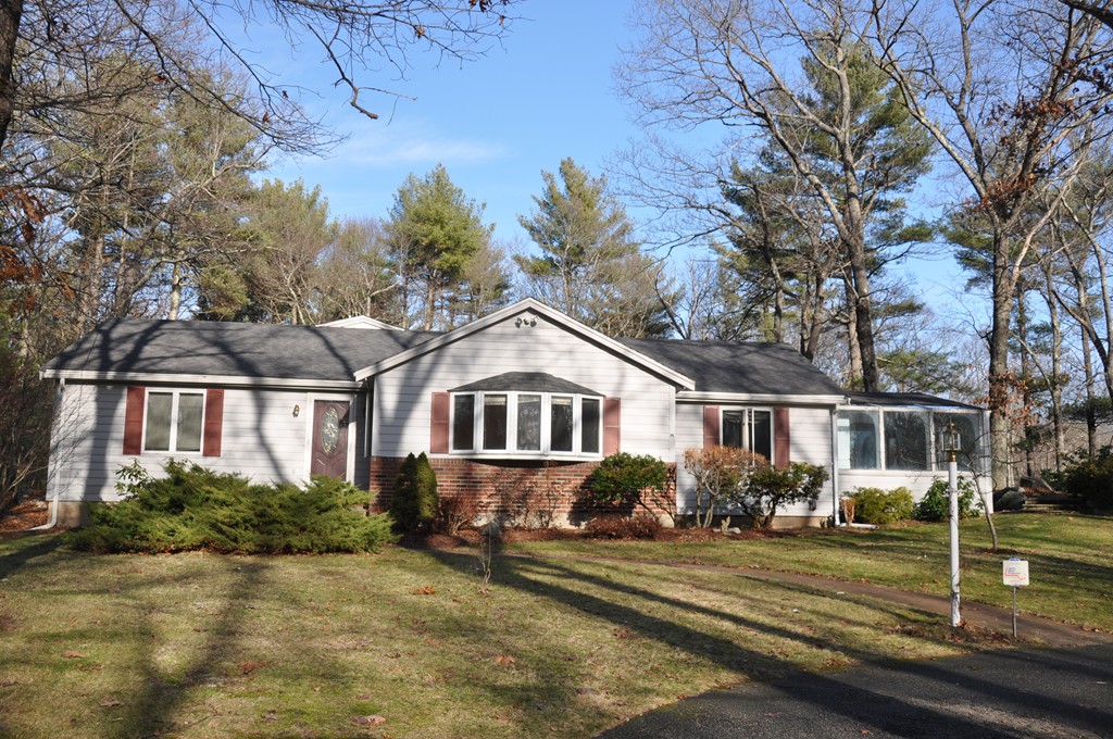 3 Rowley Court Boxford, MA 01921 - Photo 1 of 30