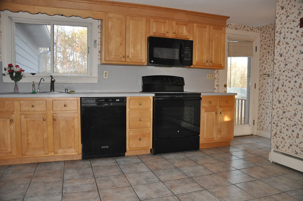 3 Rowley Court Boxford, MA 01921 - Photo 19 of 30