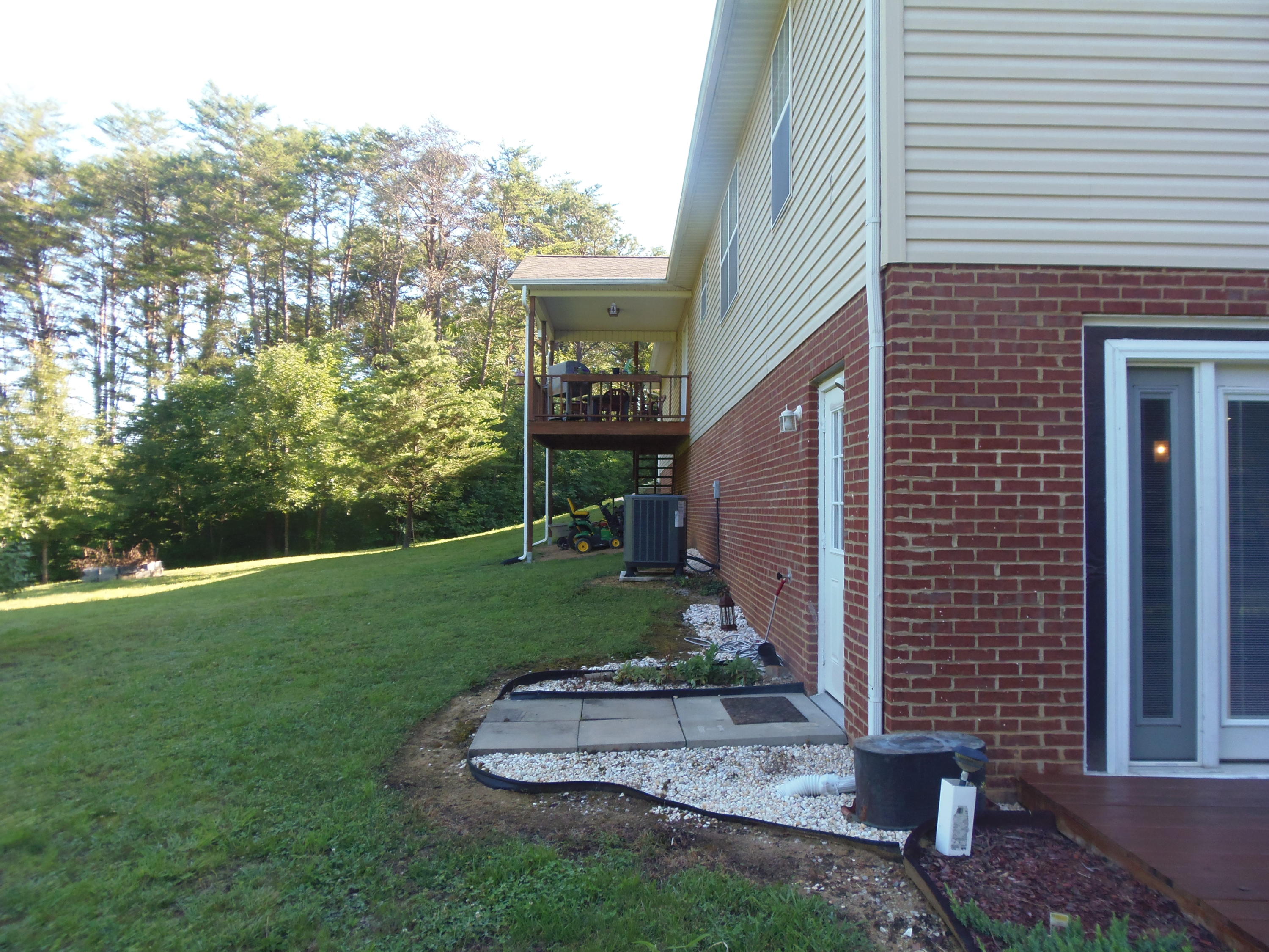 1145 Ridge Road Maryville, TN 37803 - Photo 6 of 40 REAR OF HOME