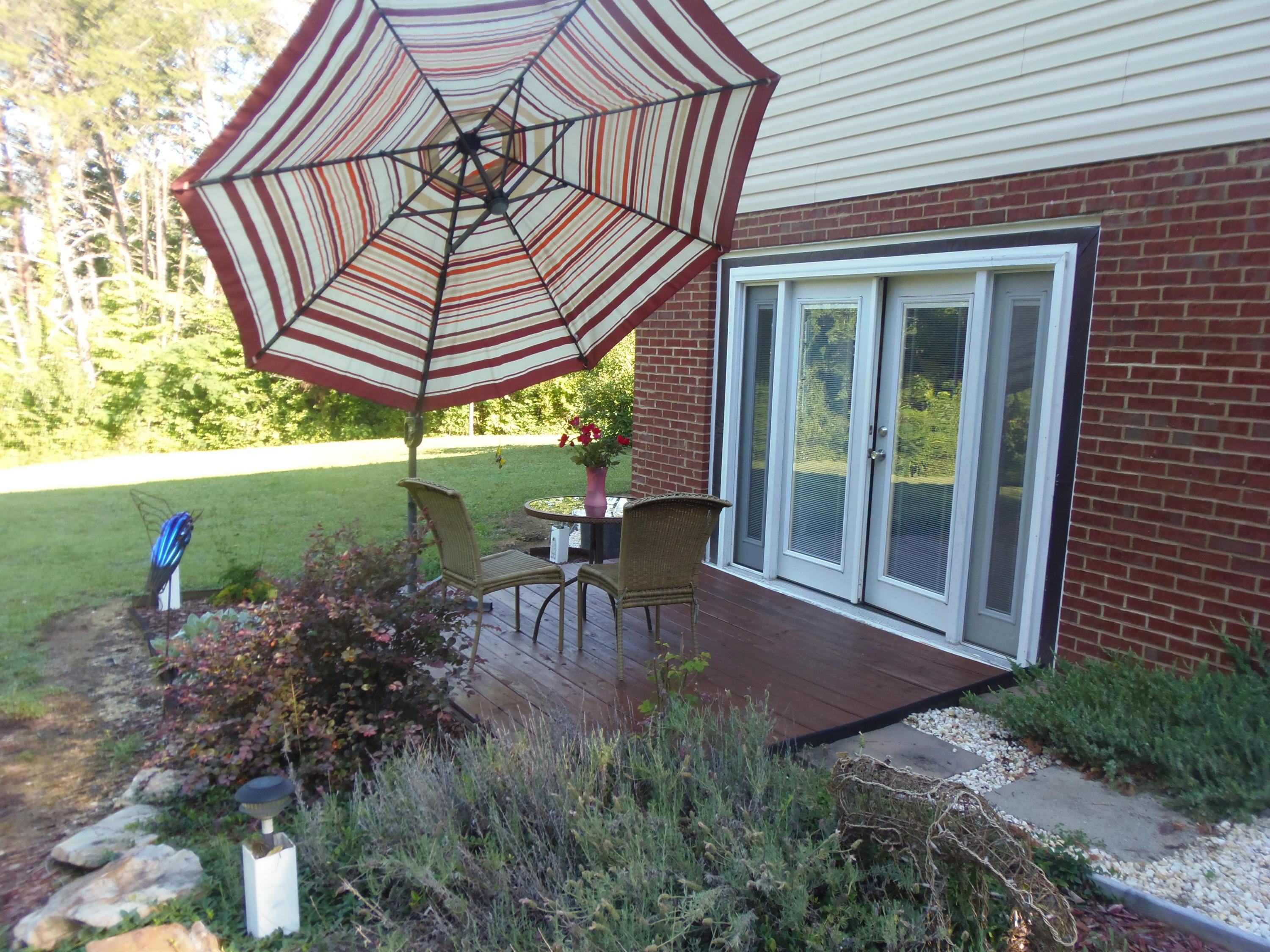 1145 Ridge Road Maryville, TN 37803 - Photo 7 of 40 DOWNSTAIRS PATIO