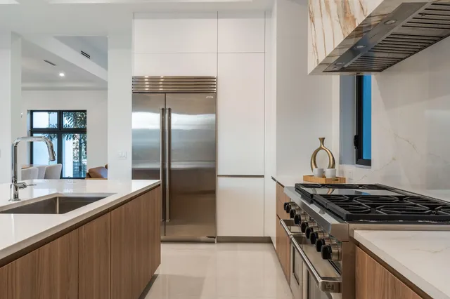 $6,300,000 | 258 33rd Court, West Palm Beach, FL 33407