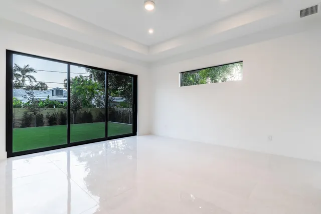 $6,300,000 | 258 33rd Court, West Palm Beach, FL 33407