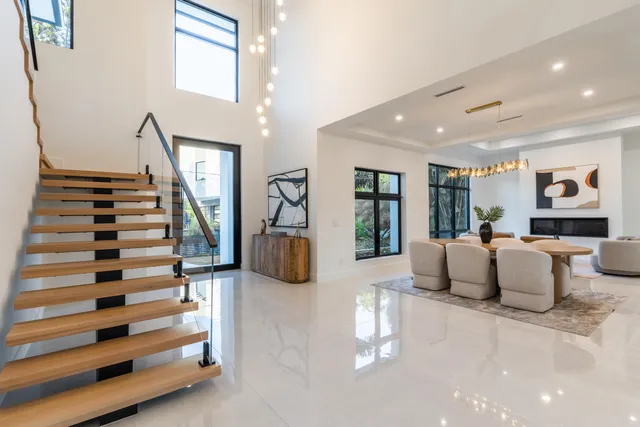 $6,300,000 | 258 33rd Court, West Palm Beach, FL 33407