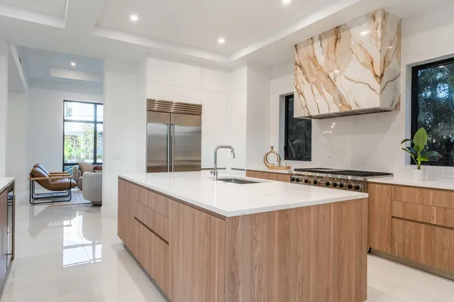 $6,300,000 | 258 33rd Court, West Palm Beach, FL 33407