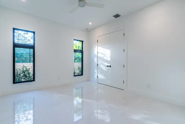 $6,300,000 | 258 33rd Court, West Palm Beach, FL 33407