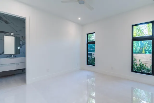 $6,300,000 | 258 33rd Court, West Palm Beach, FL 33407