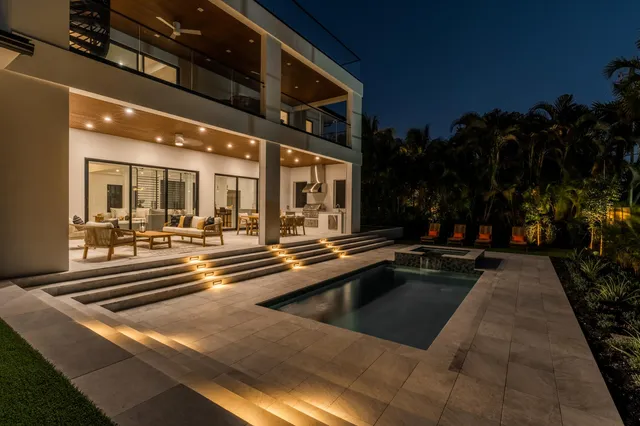 $6,300,000 | 258 33rd Court, West Palm Beach, FL 33407