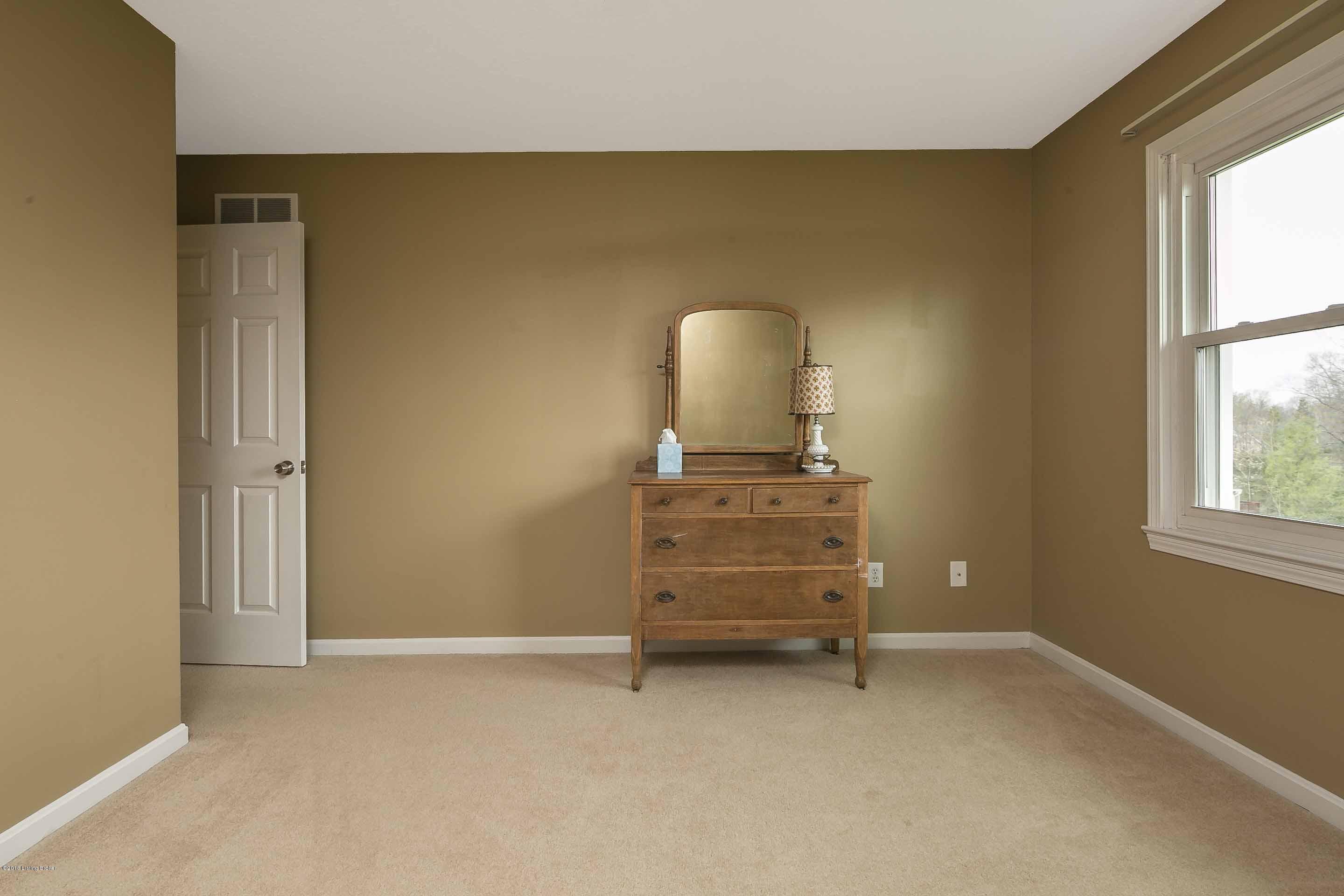 5000 Fox Run Road Buckner, KY 40010 - Photo 30 of 58 25