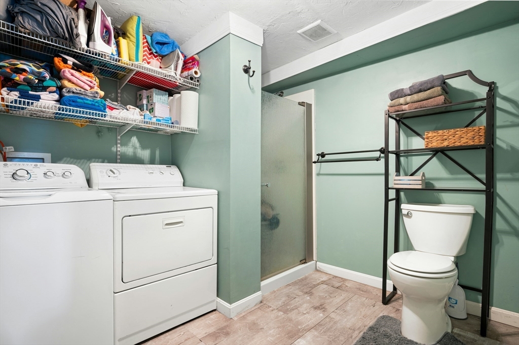 6 Cedar Pond Road Sturbridge, MA 01566 - Photo 6 of 11 Gallery Image 6