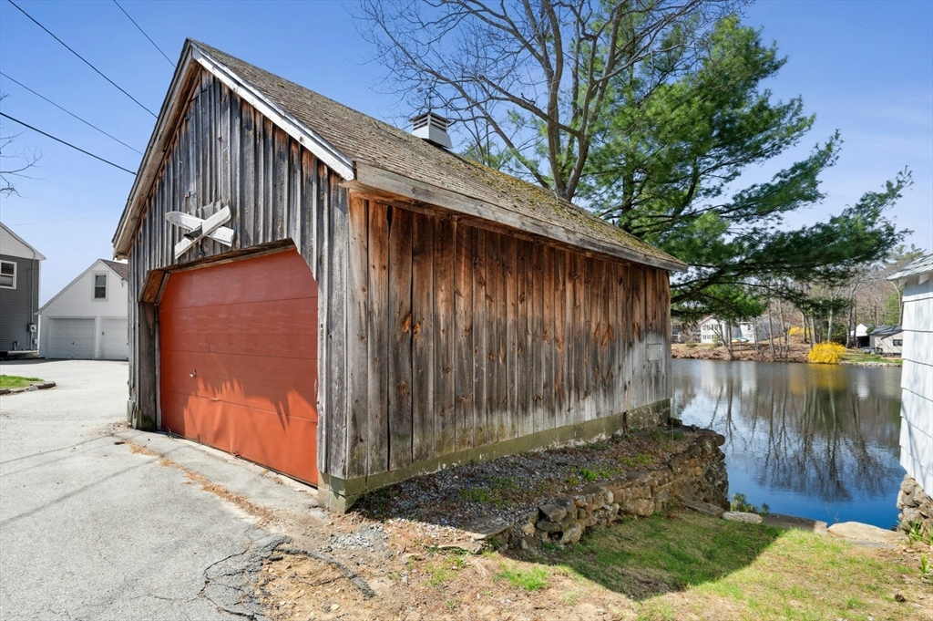 6 Cedar Pond Road Sturbridge, MA 01566 - Photo 10 of 11 Gallery Image 10