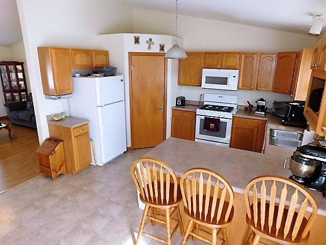 2261 Longcommon Road Portage, IN 46368 - Photo 8 of 10 640x480