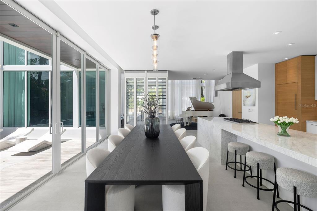 4433 North Bay Road Miami Beach, FL 33140 - Photo 30 of 67