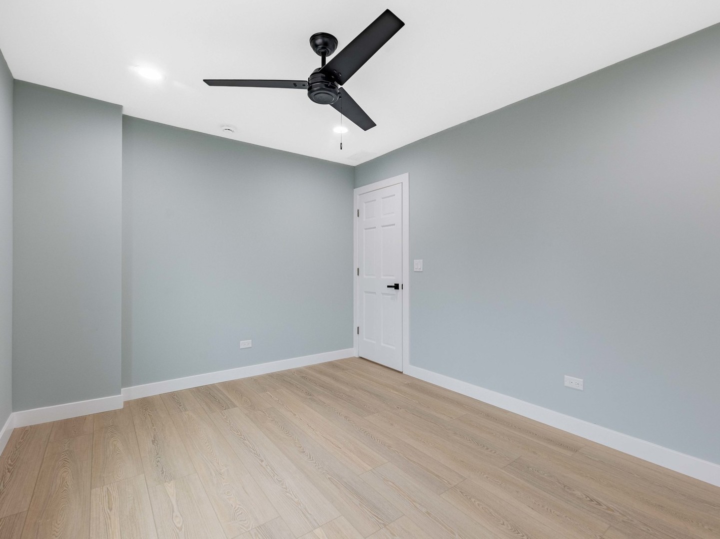 3548 Clinton Avenue Berwyn, IL 60402 - Photo 23 of 49 wooden floor in an empty room