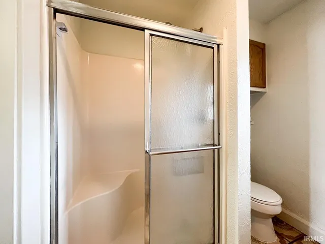 $3,400 | 410 East Hillside Drive, Bloomington, IN 47401