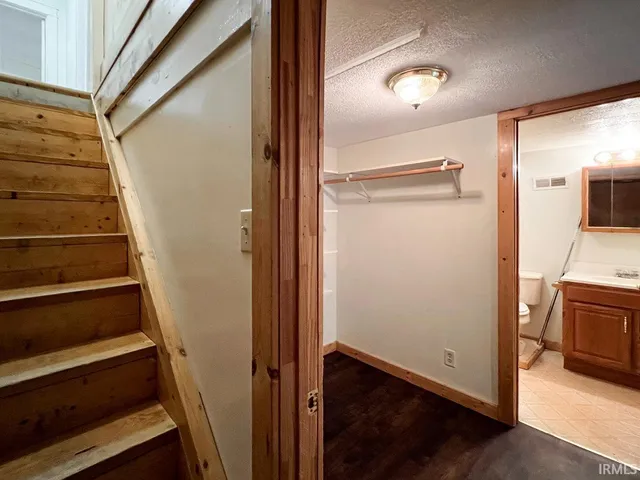 $3,400 | 410 East Hillside Drive, Bloomington, IN 47401