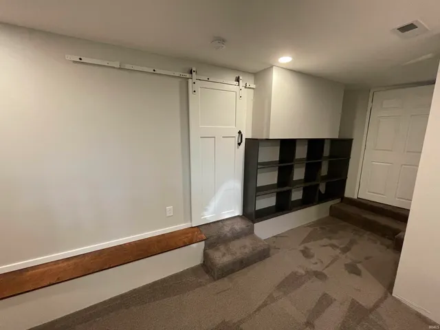 $3,400 | 410 East Hillside Drive, Bloomington, IN 47401