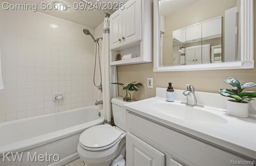 2955 Inman Street Ferndale, MI 48220 - Photo 13 of 27 Gallery Image 13