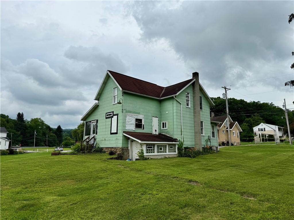 114 Stewarton Road Mill Run, PA 15464 - Photo 6 of 35