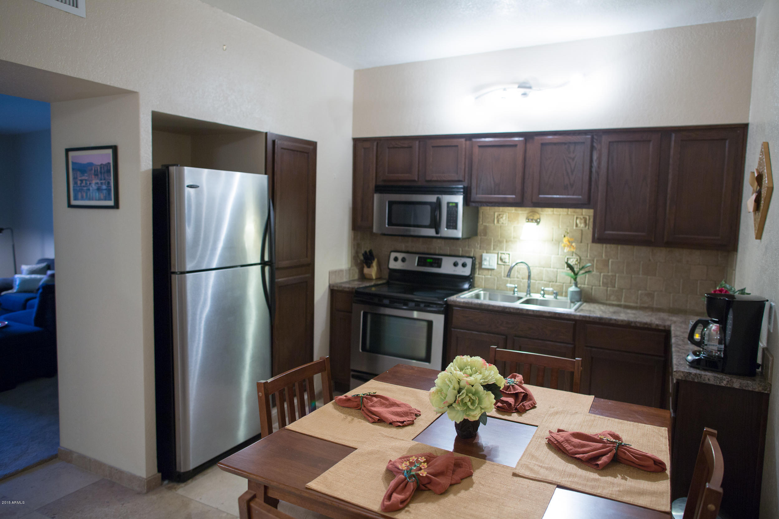 _YP_6129Windsor Place