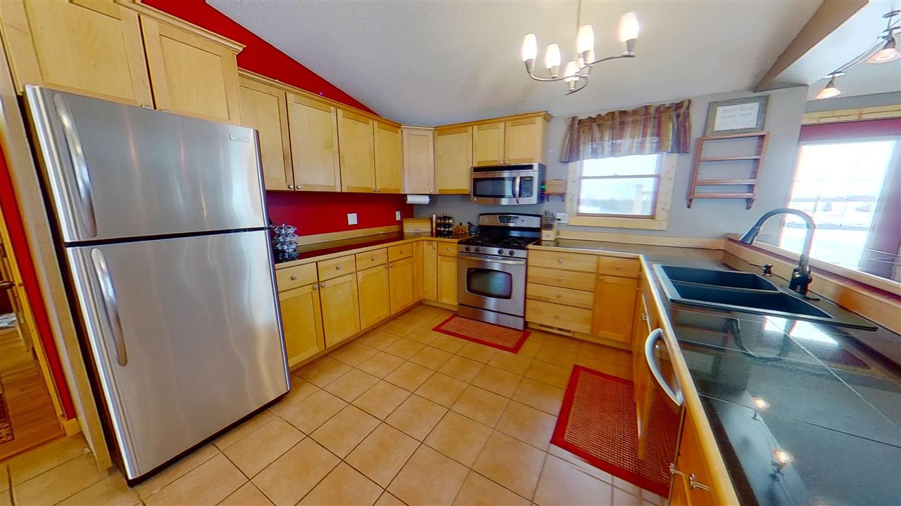 6133 South Meridian Road Mount Pleasant, MI 48858 - Photo 12 of 30 1883503-11.JPG